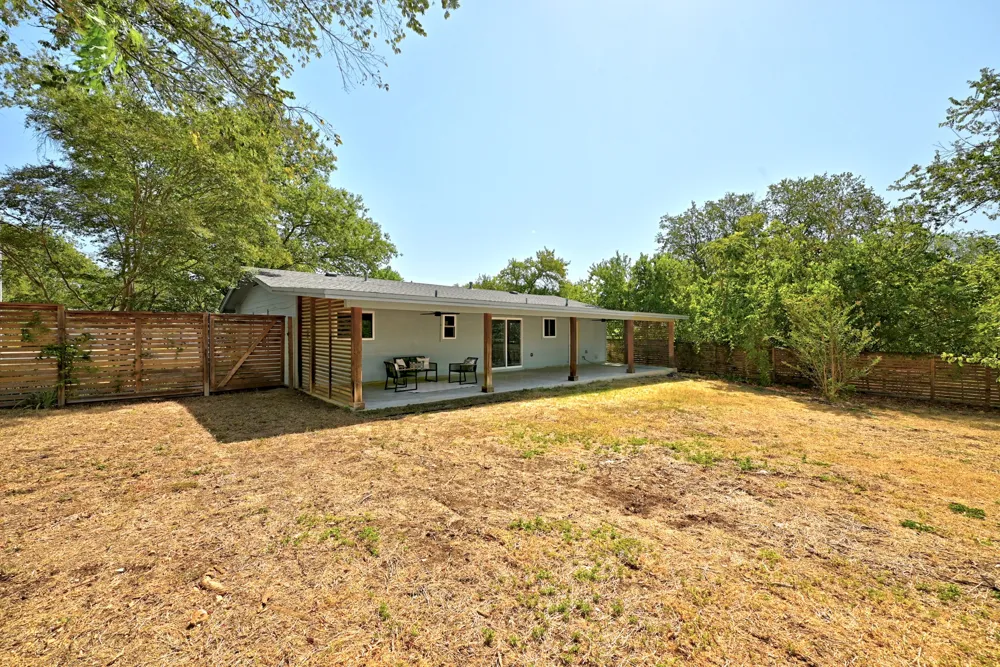 905 Emerald Wood Drive Austin, TX 78745