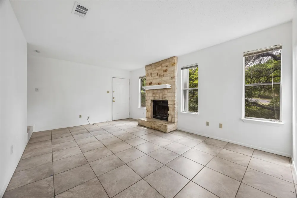 8202 Mescalero Drive #A Austin, TX 78736