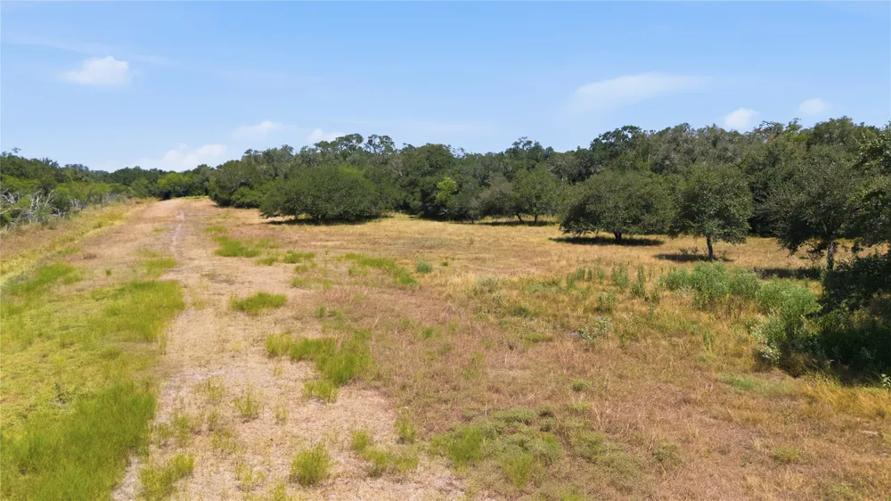 2 County Road 123 Edna, TX 77957