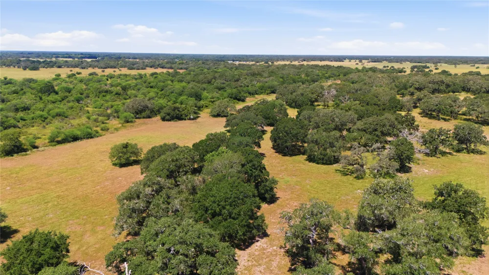2 County Road 123 Edna, TX 77957