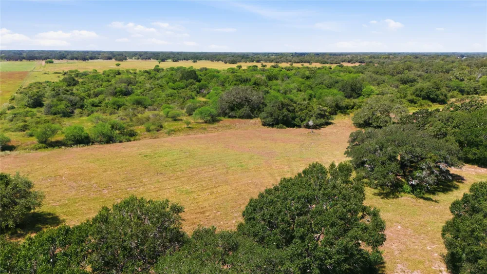 2 County Road 123 Edna, TX 77957