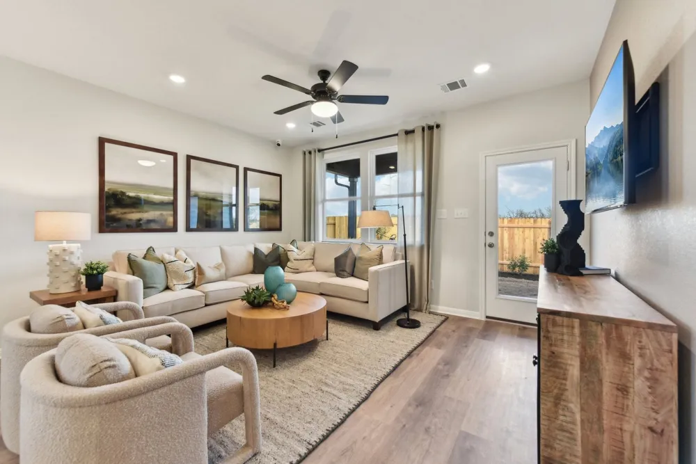 10609 Midnight Sun Drive Buda, TX 78610