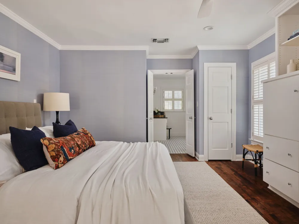 2412 Jarratt Avenue Austin, TX 78703