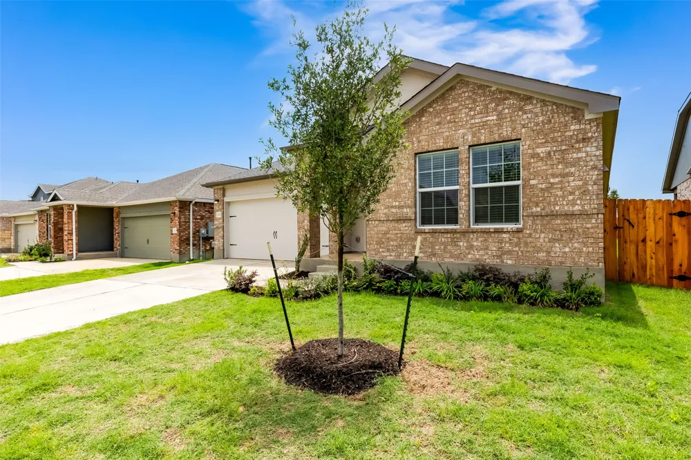 2000 Gilmer Way Leander, TX 78641