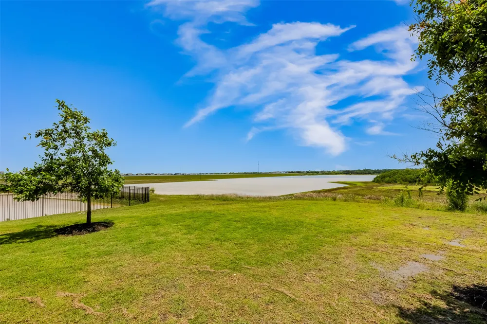 2000 Gilmer Way Leander, TX 78641