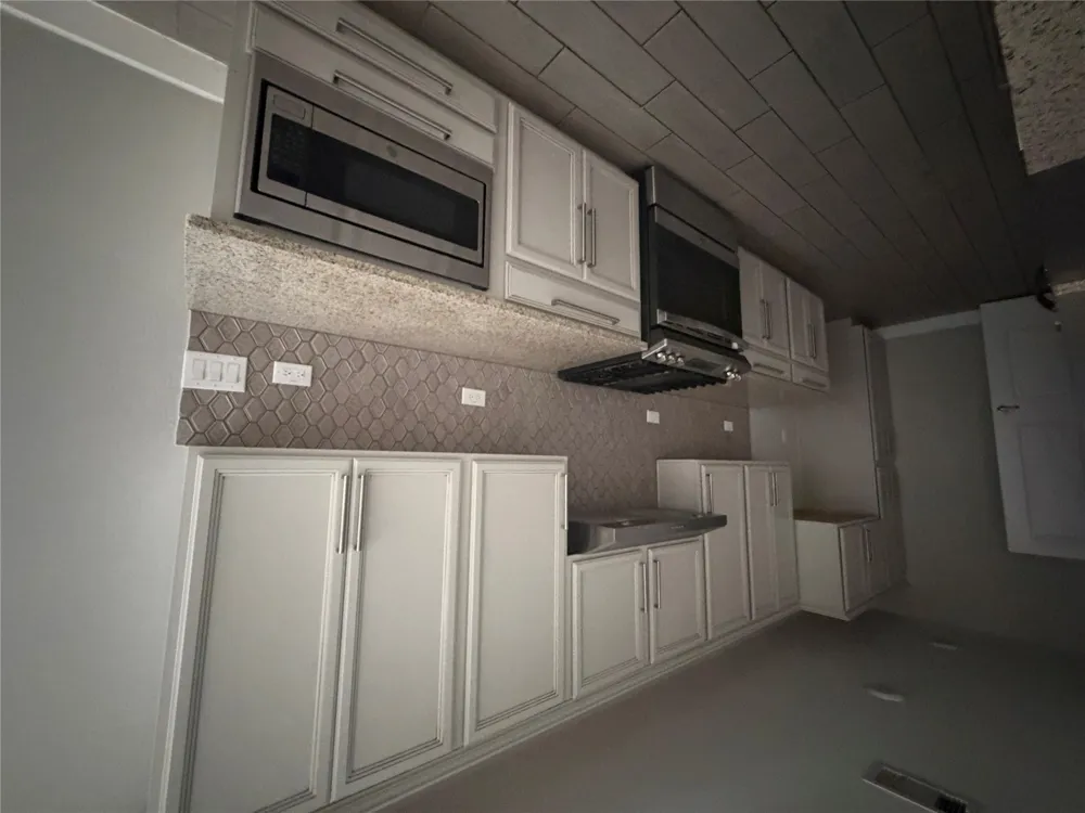2411 Sunset Mist Lane Conroe, TX 77304