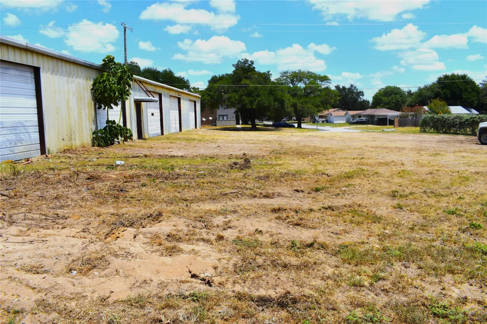 215 Childress Drive Rockdale, TX 76567
