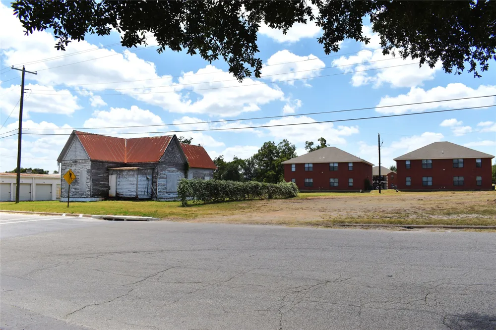 215 Childress Drive Rockdale, TX 76567