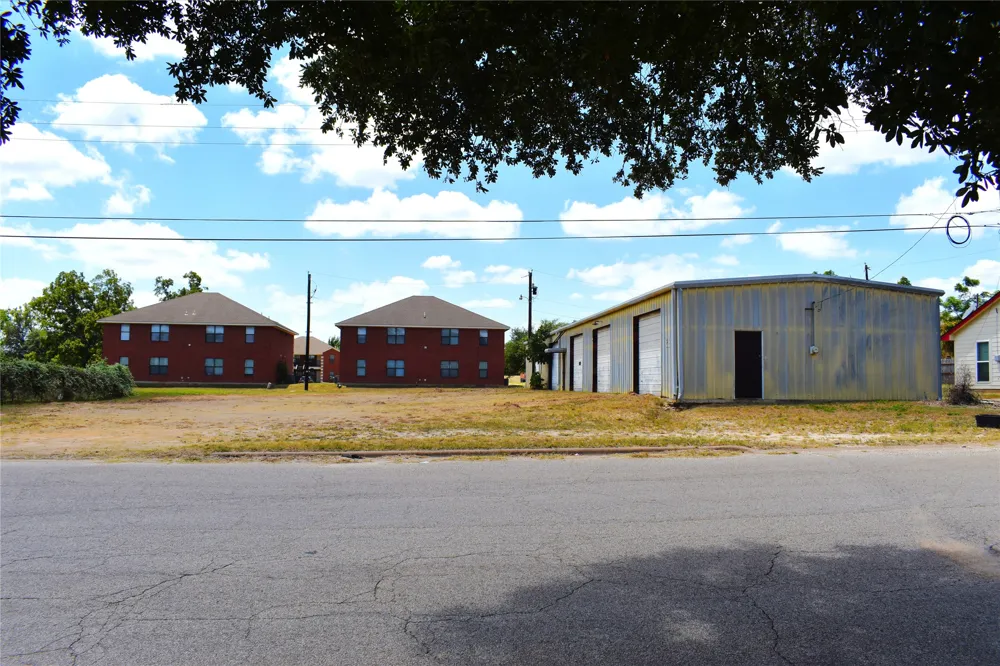 215 Childress Drive Rockdale, TX 76567