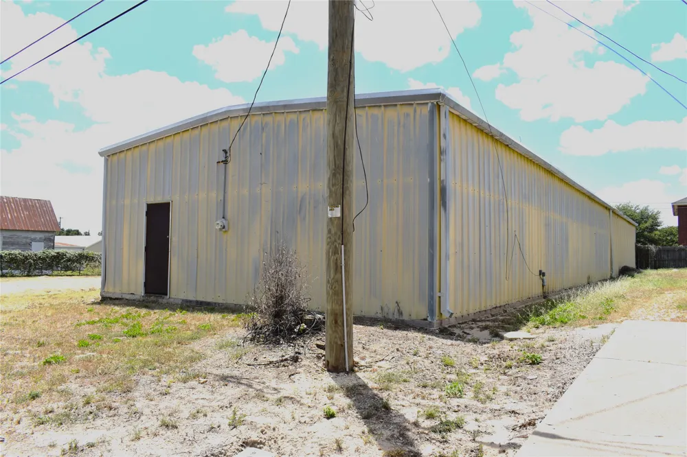 215 Childress Drive Rockdale, TX 76567