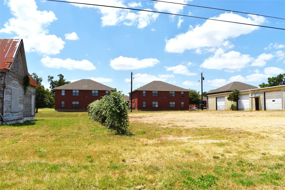 215 Childress Drive Rockdale, TX 76567