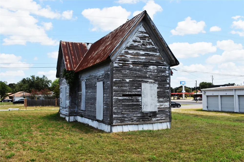 215 Childress Drive Rockdale, TX 76567
