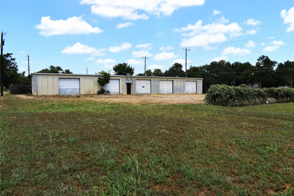 215 Childress Drive Rockdale, TX 76567