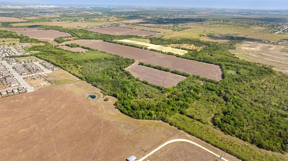 Rd Kyle, TX 78640