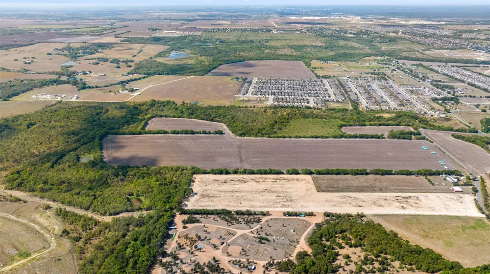 Rd Kyle, TX 78640