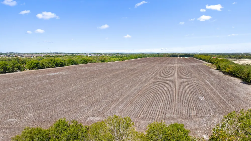 Rd Kyle, TX 78640