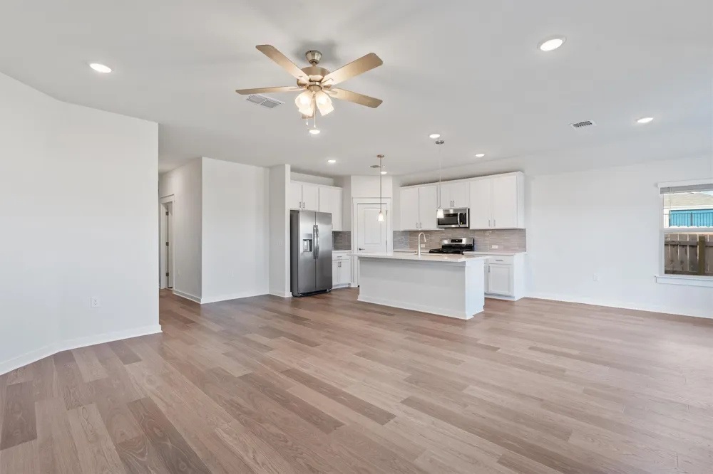 15204 Purple Drop Cove Del Valle, TX 78617