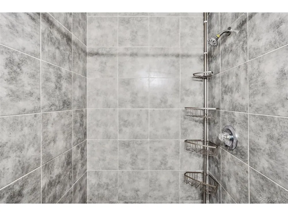 2280 S Oswego Way #201 Aurora, CO 80014