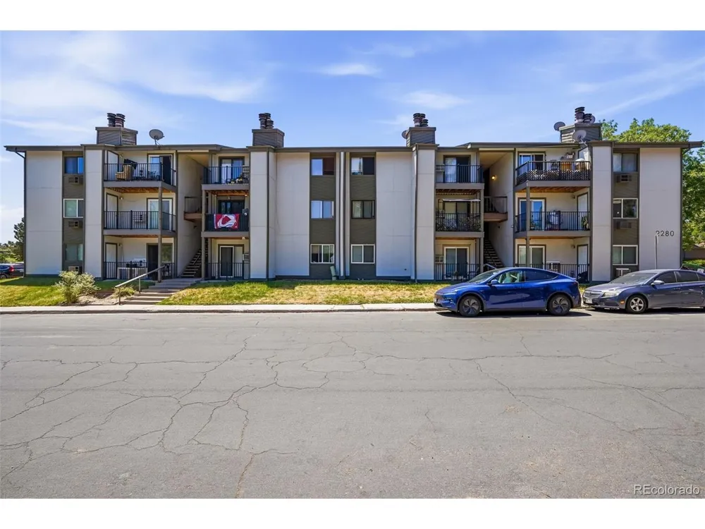 2280 S Oswego Way #201 Aurora, CO 80014