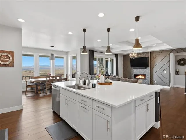 18582 W 87th Avenue Arvada, CO 80007