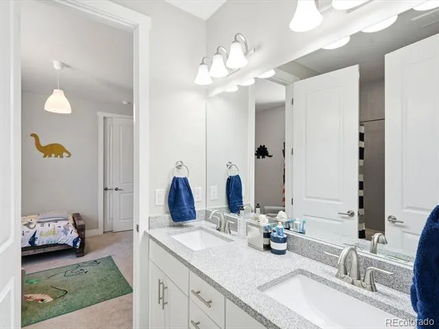 18582 W 87th Avenue Arvada, CO 80007