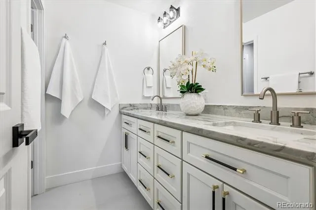 6960 S Harrison Street Littleton, CO 80122