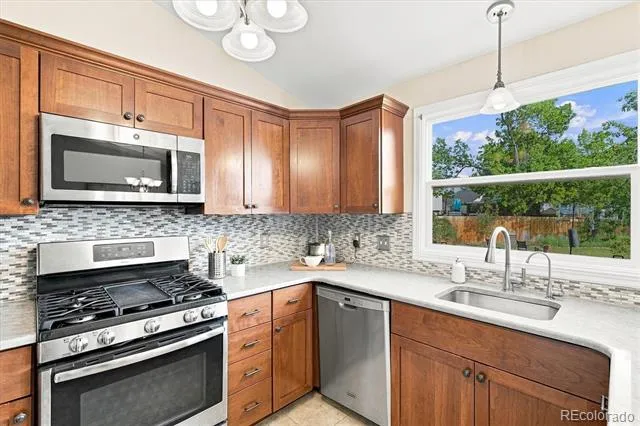 9427 W Nichols Place Littleton, CO 80128