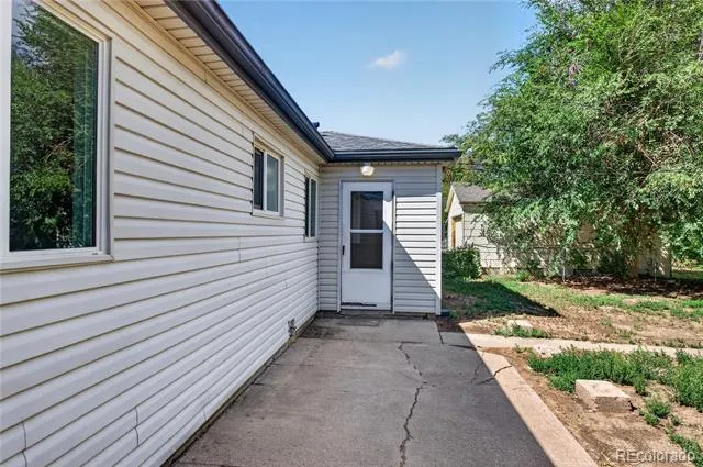 1160 Vaughn Street Aurora, CO 80011