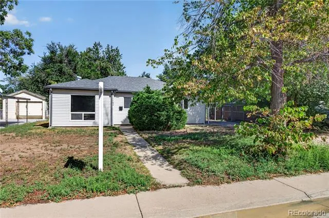 1160 Vaughn Street Aurora, CO 80011