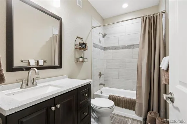 8322 S Shawnee Court Aurora, CO 80016