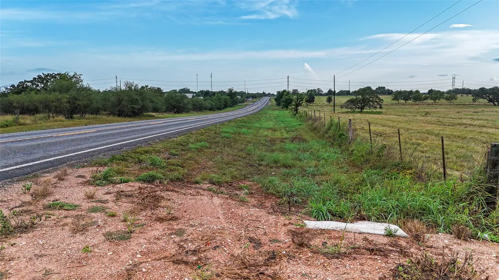 2171 E Highway 237 Round Top, TX 78954