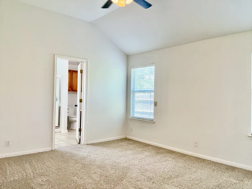 706 Stewart Drive Hutto, TX 78634