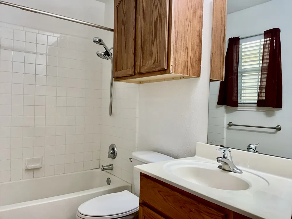 706 Stewart Drive Hutto, TX 78634