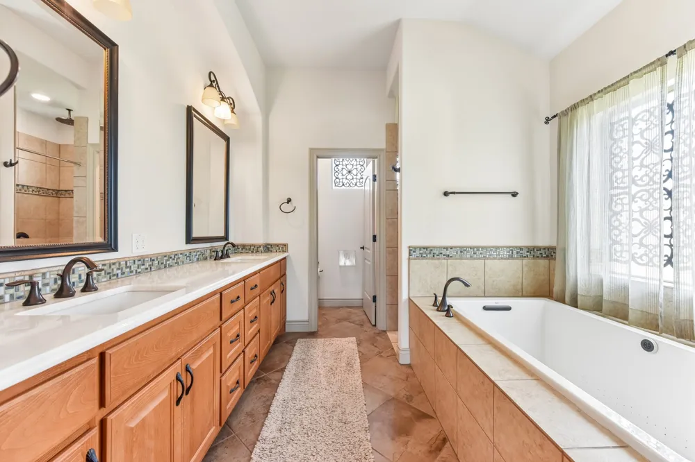 163 Powder Horn Road Bastrop, TX 78602