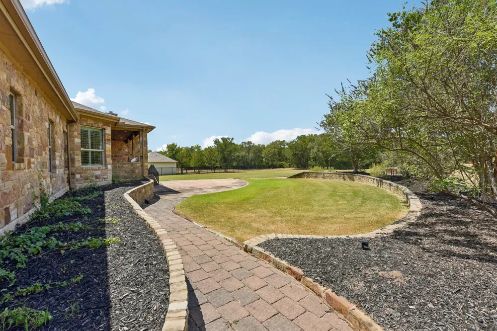 163 Powder Horn Road Bastrop, TX 78602