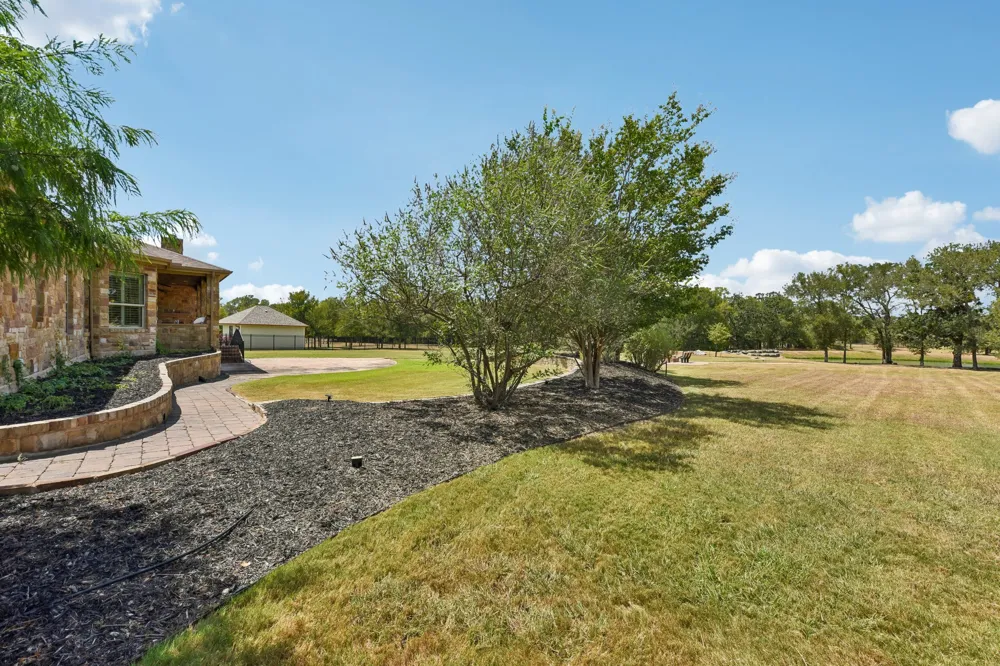 163 Powder Horn Road Bastrop, TX 78602