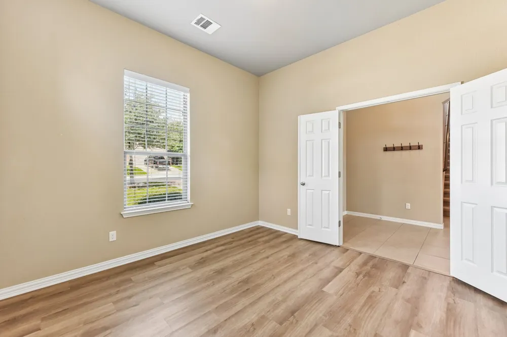 640 Loma Cedro Bend Leander, TX 78641