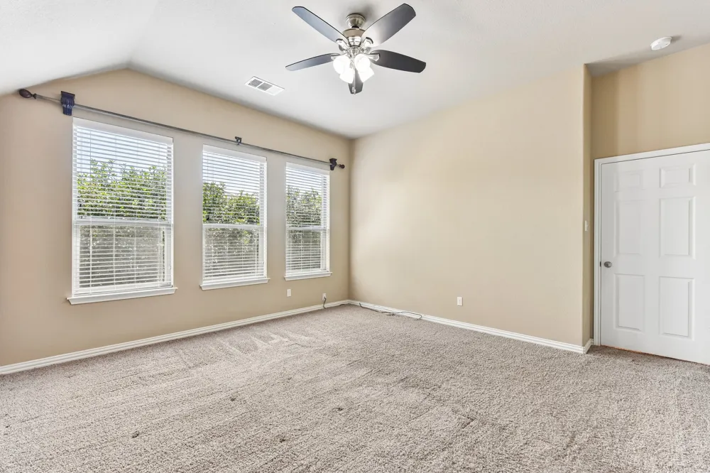 640 Loma Cedro Bend Leander, TX 78641