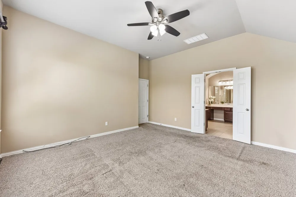 640 Loma Cedro Bend Leander, TX 78641