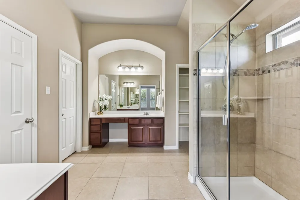 640 Loma Cedro Bend Leander, TX 78641