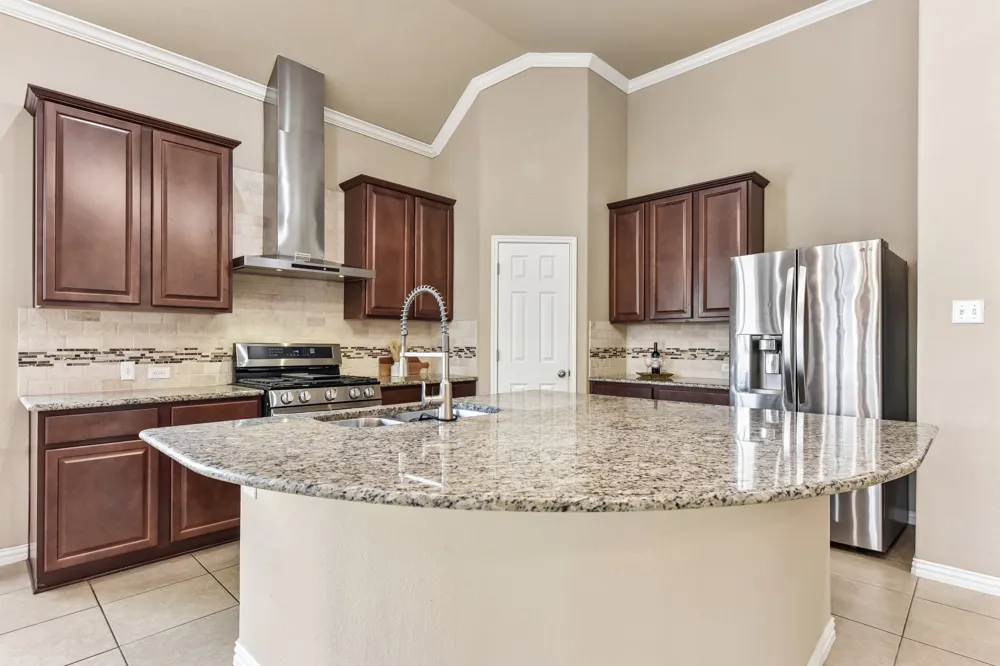 640 Loma Cedro Bend Leander, TX 78641