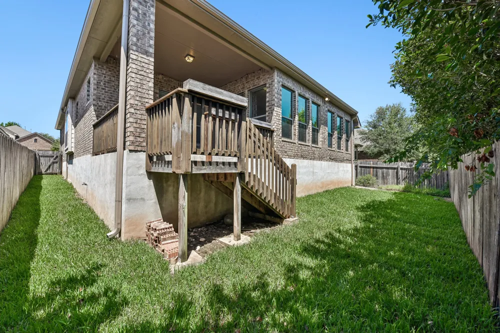 640 Loma Cedro Bend Leander, TX 78641