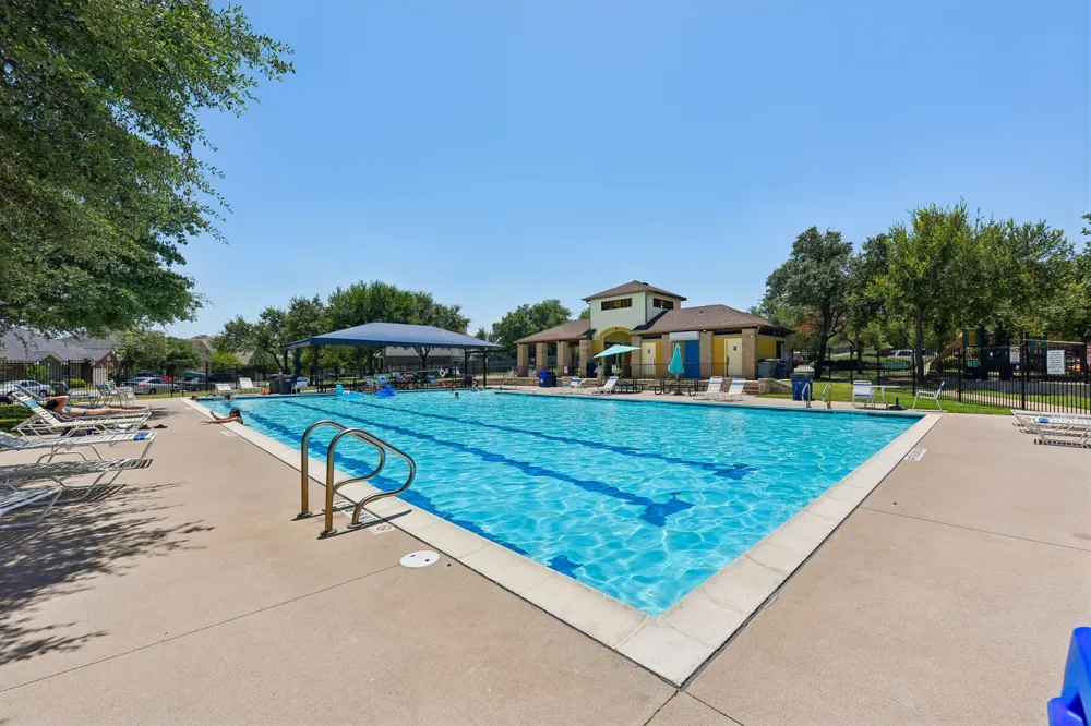 640 Loma Cedro Bend Leander, TX 78641