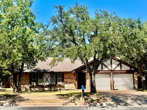 5506 Abilene Trail