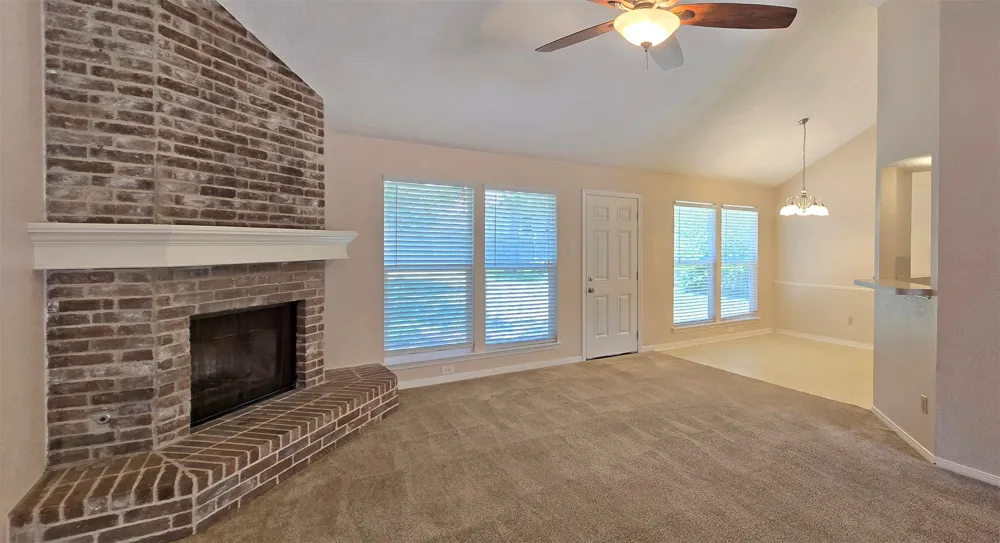 2124 Surrender Avenue Austin, TX 78728