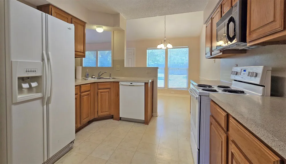 2124 Surrender Avenue Austin, TX 78728