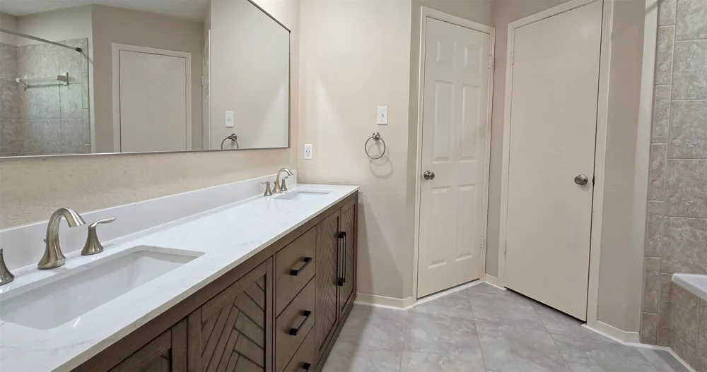 2124 Surrender Avenue Austin, TX 78728