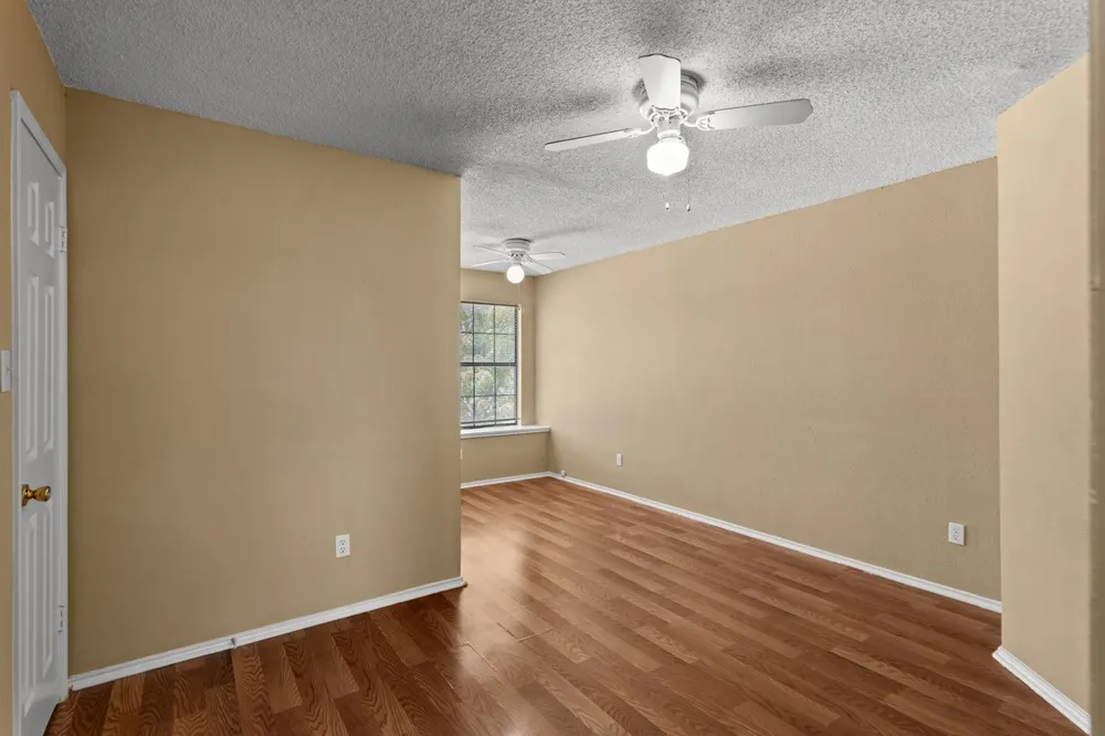 1001 Tamra Cove Round Rock, TX 78681