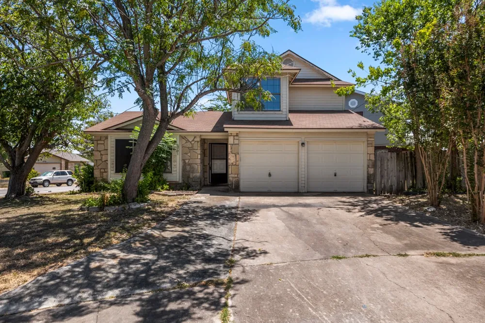 1001 Tamra Cove Round Rock, TX 78681