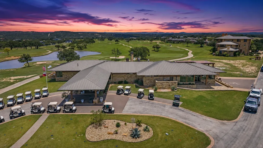 25801 Cliff Cove Spicewood, TX 78669